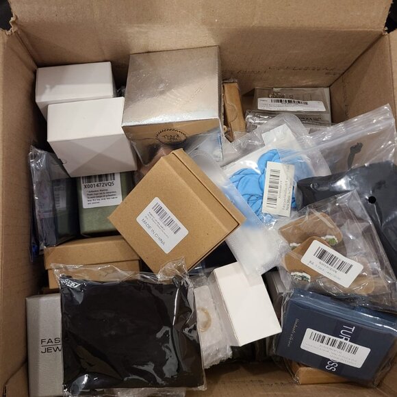 GREEN- LIVE SHOW Unlisted BEAUTY - Picture 4 of 4